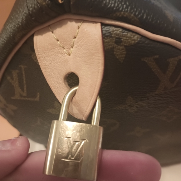Louis Vuitton authentic speedy 30 - Picture 13 of 16